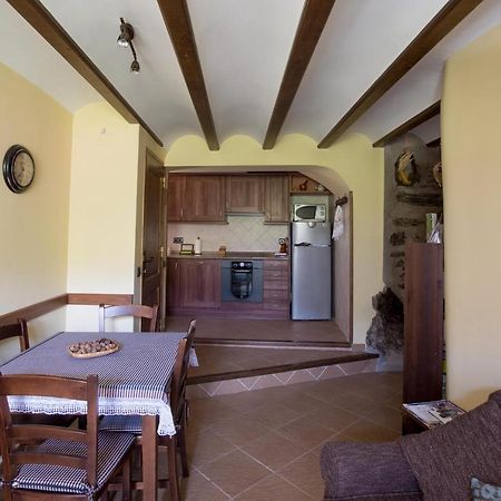 Casa Coix Apartment Escas Bagian luar foto