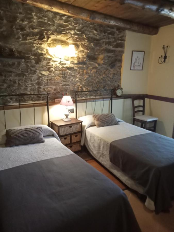 Casa Coix Apartment Escas Bagian luar foto